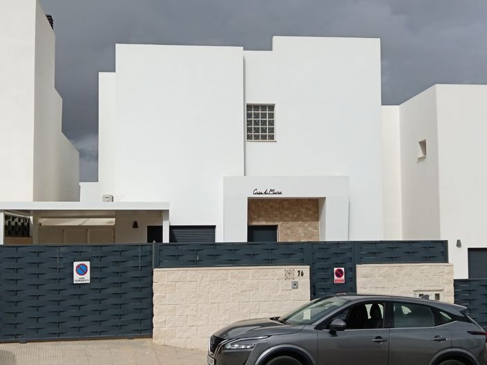 Image No.17-2 Bed Villa for sale