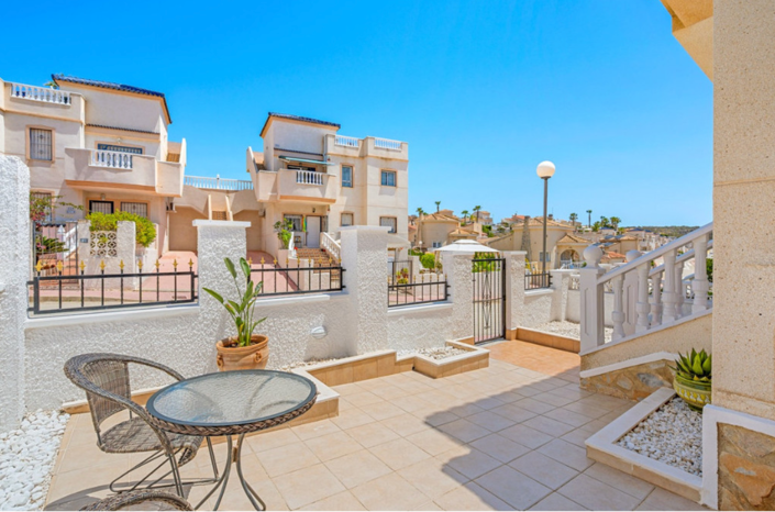 Image No.6-3 Bed House for sale