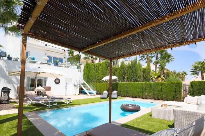 Image No.17-4 Bed Villa for sale