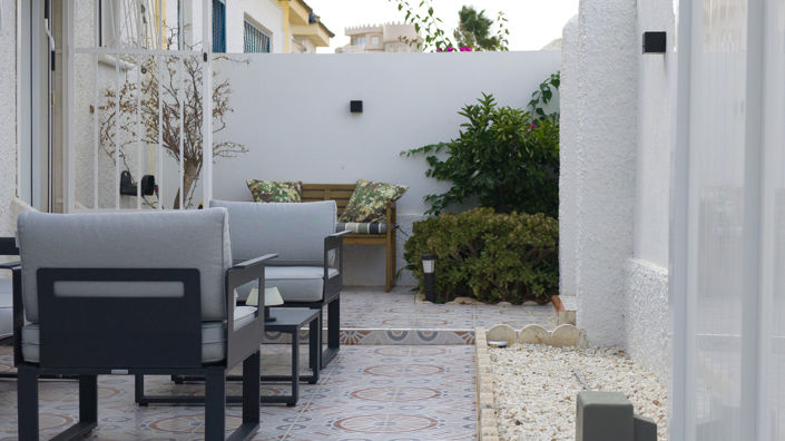 Image No.14-2 Bed House for sale