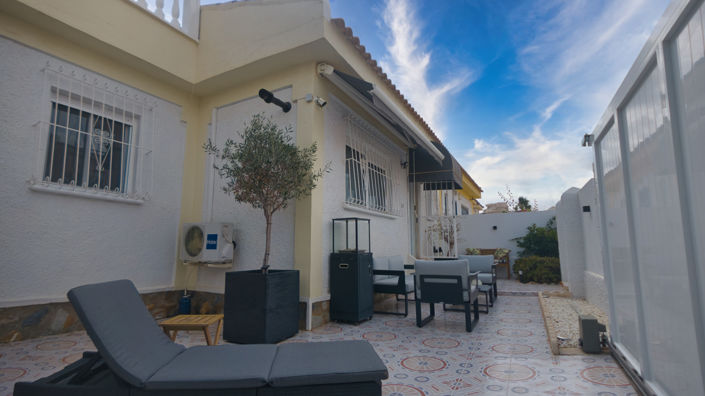 Image No.24-2 Bed House for sale