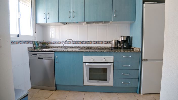 Image No.11-3 Bed House for sale