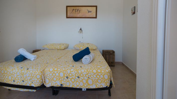 Image No.13-3 Bed House for sale
