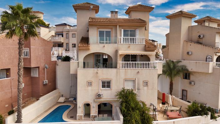 Image No.34-3 Bed House for sale