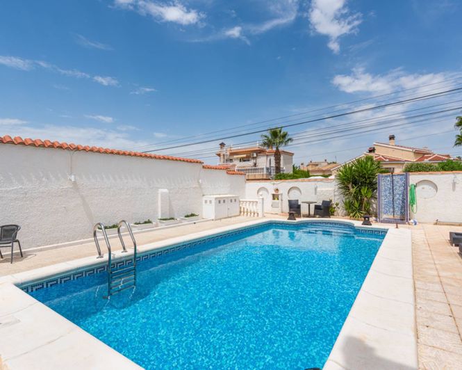 Image No.24-4 Bed Villa for sale
