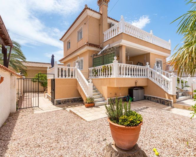 Image No.27-4 Bed Villa for sale