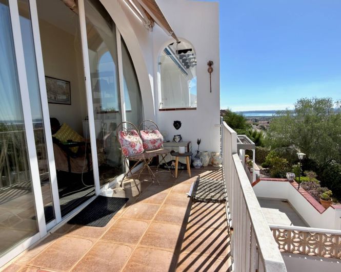 Image No.19-1 Bed Apartment for sale