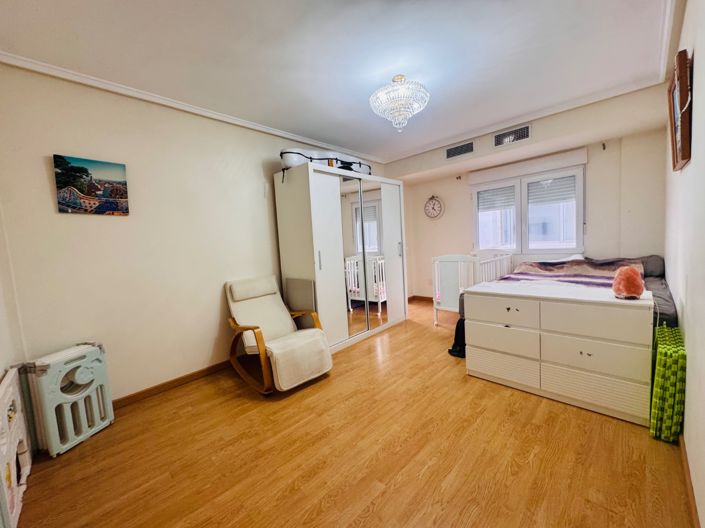 Image No.17-Appartement de 3 chambres à vendre