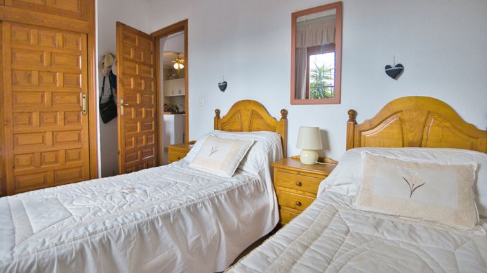 Image No.40-3 Bed Villa for sale