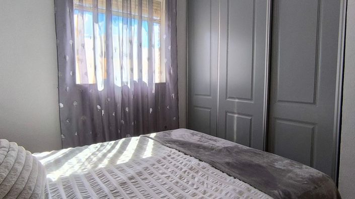 Image No.17-3 Bed House for sale