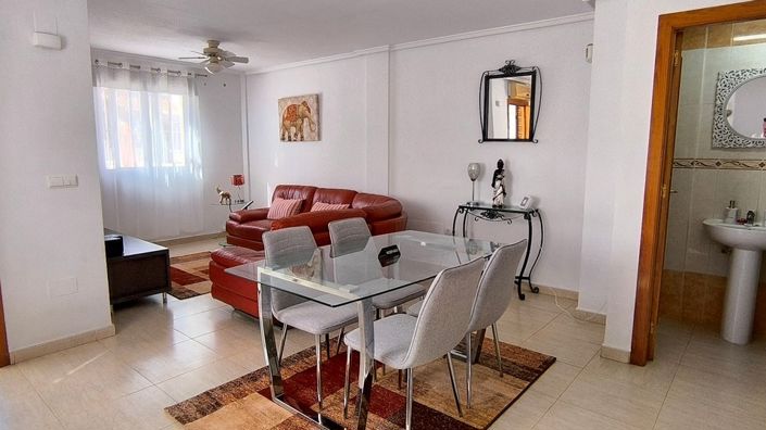Image No.3-3 Bed House for sale