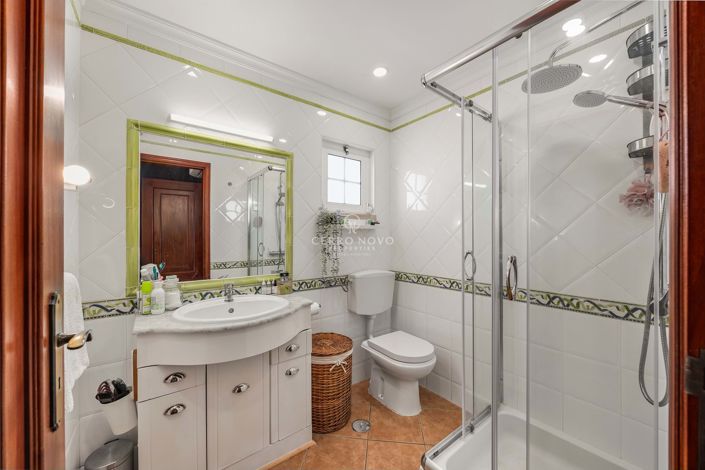 Image No.12-3 Bed Apartment for sale