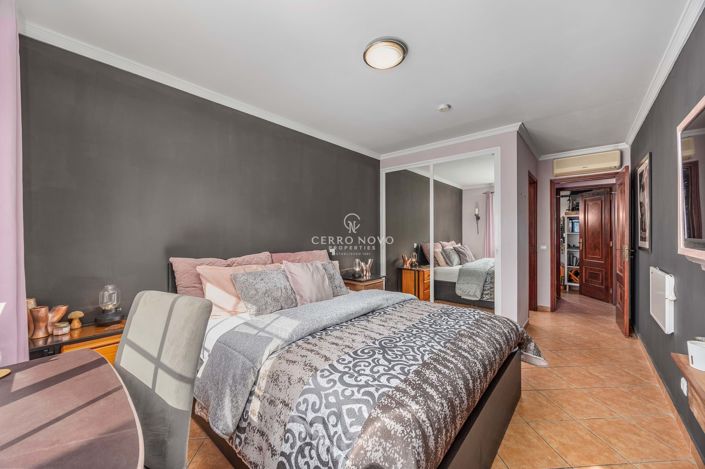 Image No.14-3 Bed Apartment for sale