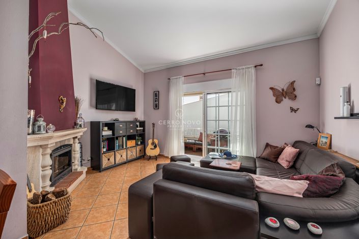 Image No.20-3 Bed Apartment for sale