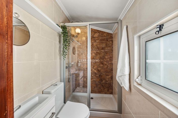 Image No.29-3 Bed Apartment for sale