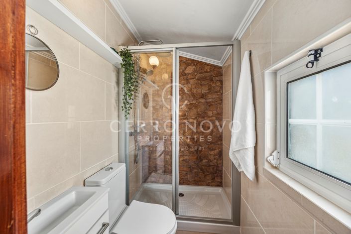 Image No.29-3 Bed Apartment for sale