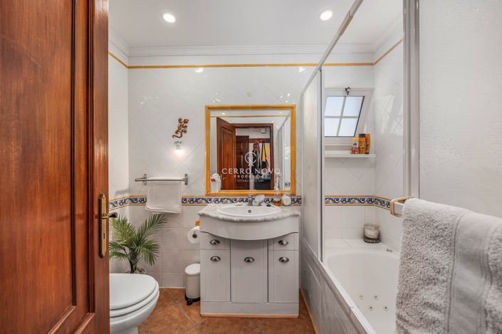 Image No.8-3 Bed Apartment for sale