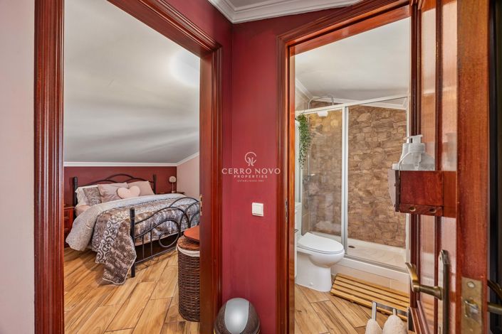 Image No.9-3 Bed Apartment for sale