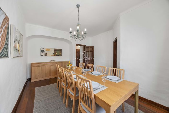 Image No.11-5 Bed Villa for sale