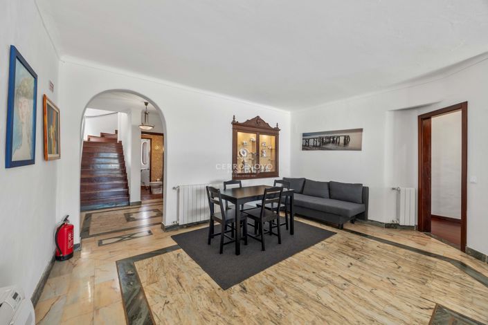 Image No.36-5 Bed Villa for sale