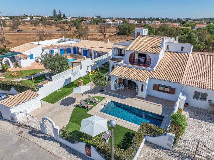 Image No.50-5 Bed Villa for sale