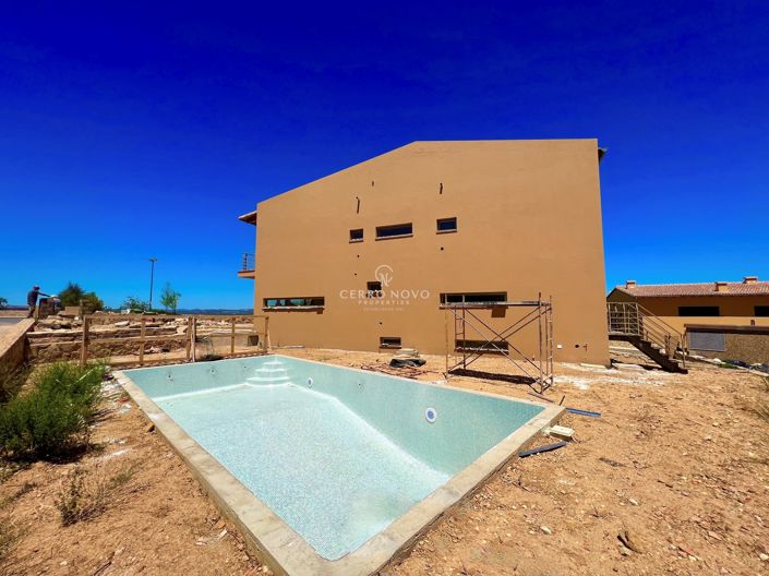 Image No.3-4 Bed Villa for sale