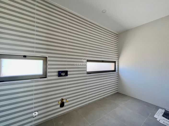 Image No.6-4 Bed Villa for sale