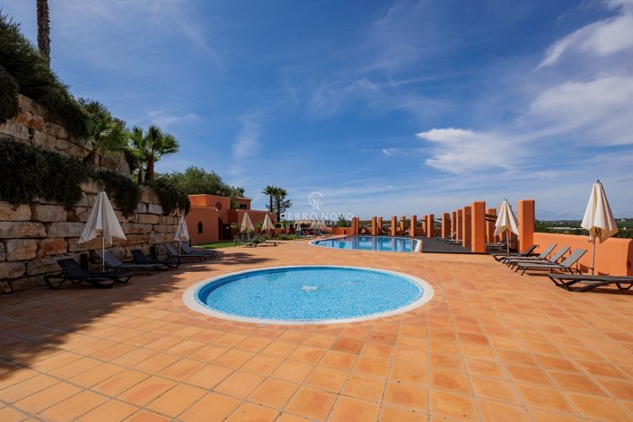 Image No.27-3 Bed Apartment for sale