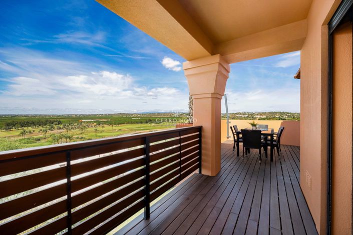 Image No.7-3 Bed Apartment for sale