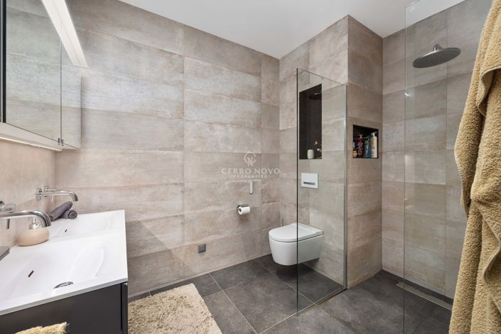 Image No.12-3 Bed Apartment for sale