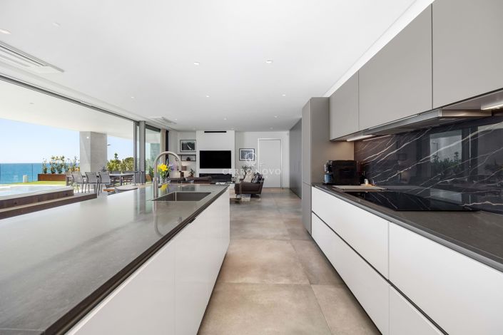 Image No.8-3 Bed Apartment for sale