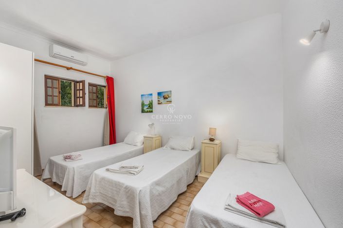 Image No.15-5 Bed Villa for sale