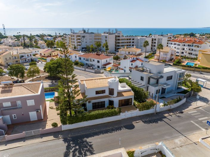 Image No.23-5 Bed Villa for sale