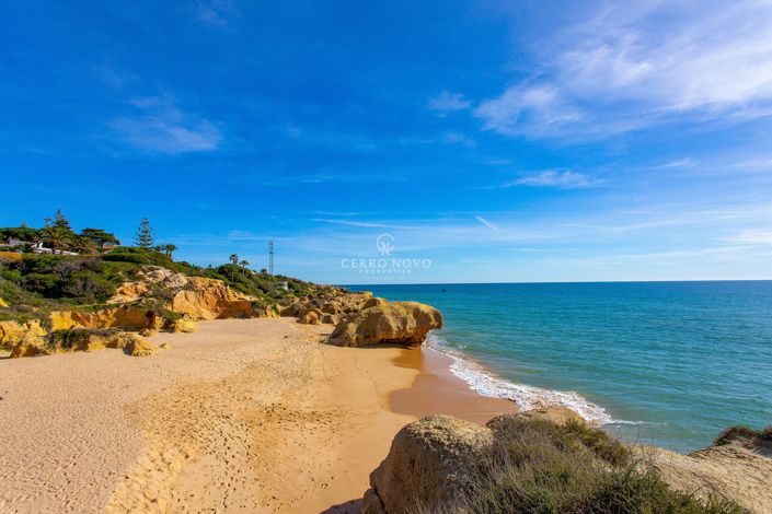 Image No.25-5 Bed Villa for sale