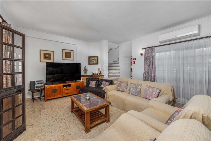 Image No.7-5 Bed Villa for sale