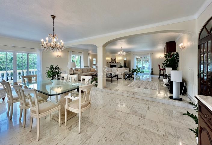 Image No.2-8 Bed Villa for sale