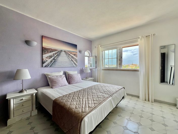 Image No.22-8 Bed Villa for sale