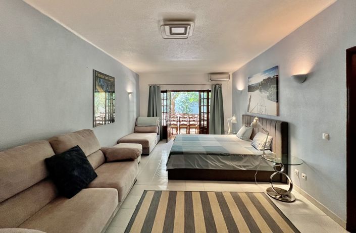 Image No.26-8 Bed Villa for sale