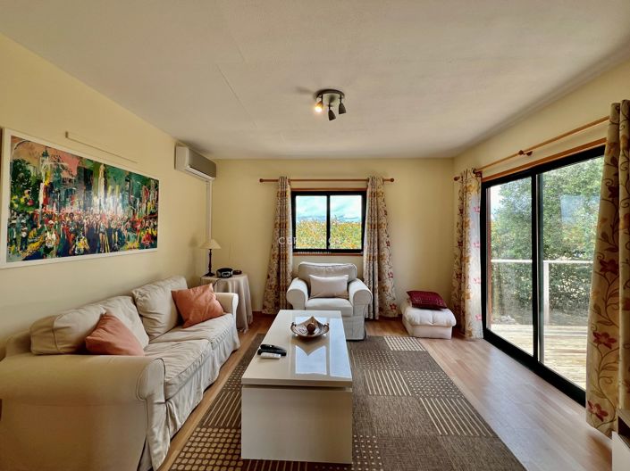 Image No.30-8 Bed Villa for sale