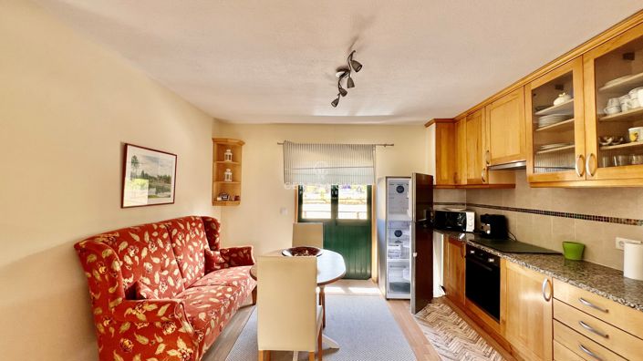 Image No.31-8 Bed Villa for sale