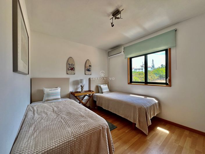 Image No.32-8 Bed Villa for sale