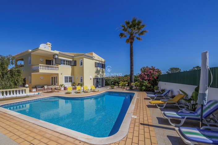 Image No.38-8 Bed Villa for sale