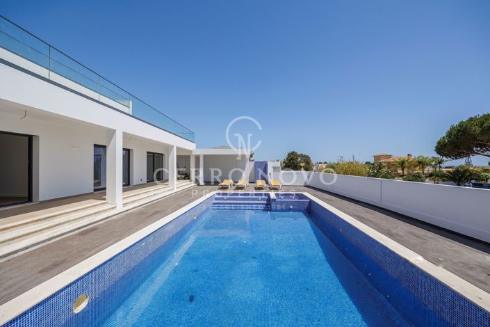 Image No.25-5 Bed Villa for sale