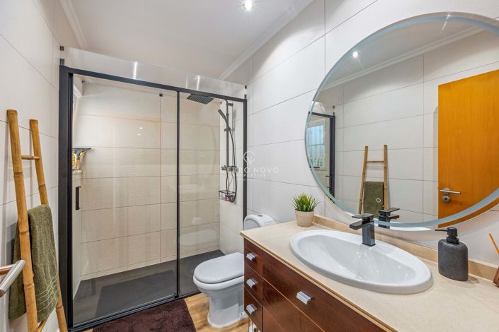 Image No.20-2 Bed Apartment for sale