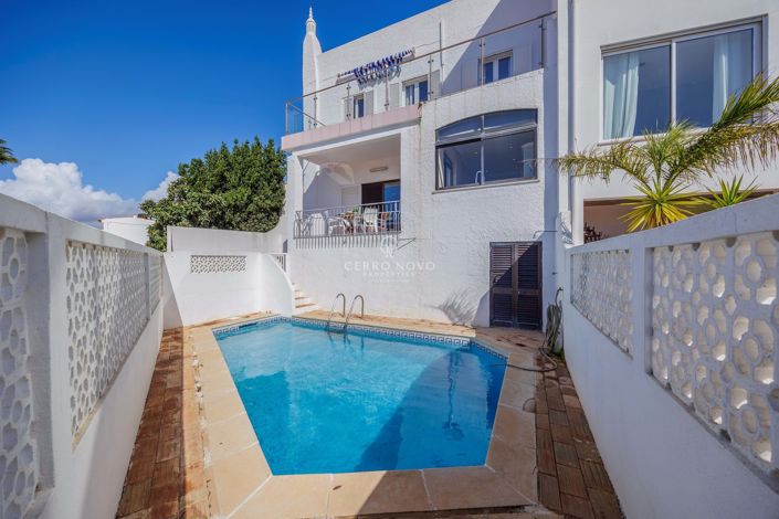 Image No.7-3 Bed Villa for sale