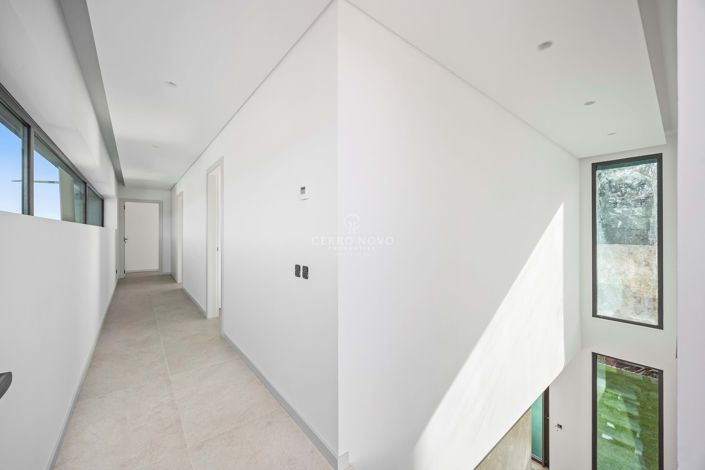 Image No.14-4 Bed Villa for sale