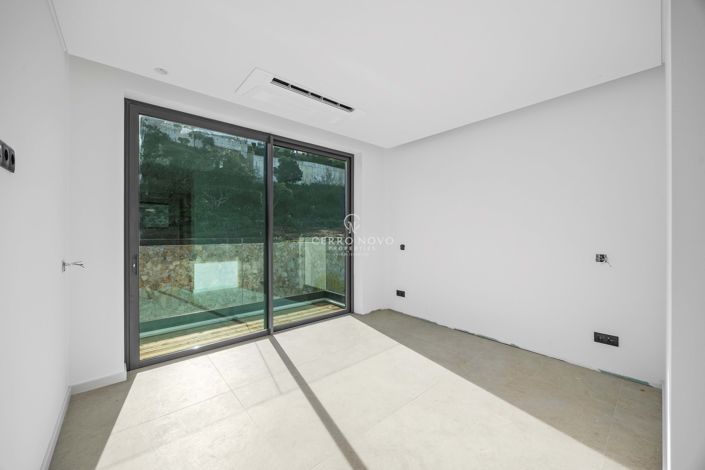 Image No.16-4 Bed Villa for sale