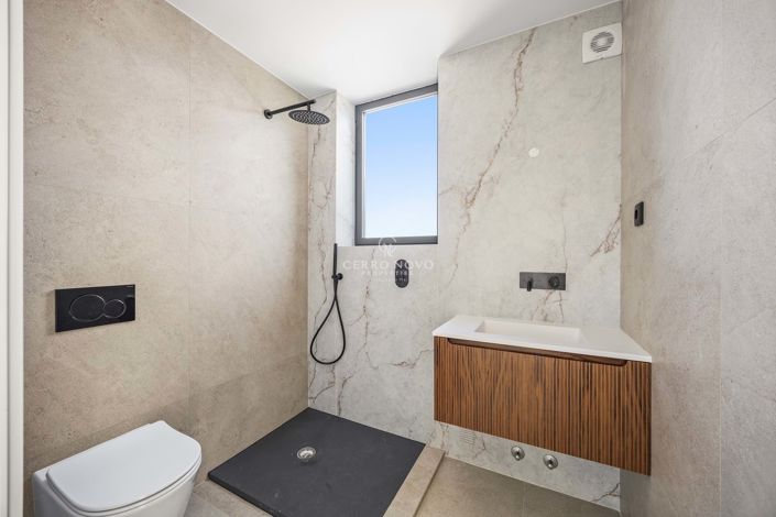 Image No.22-4 Bed Villa for sale