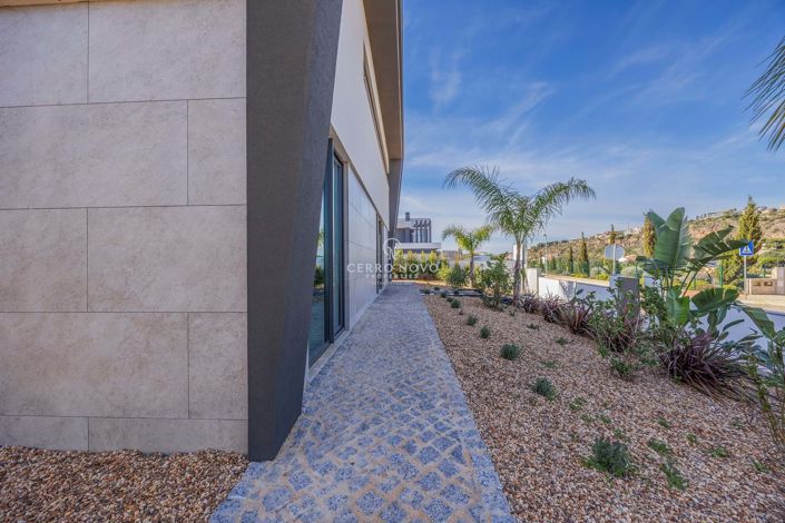 Image No.36-4 Bed Villa for sale