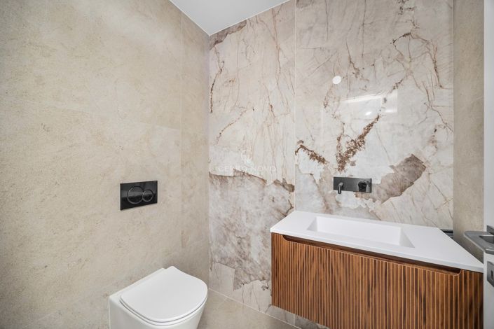 Image No.39-4 Bed Villa for sale